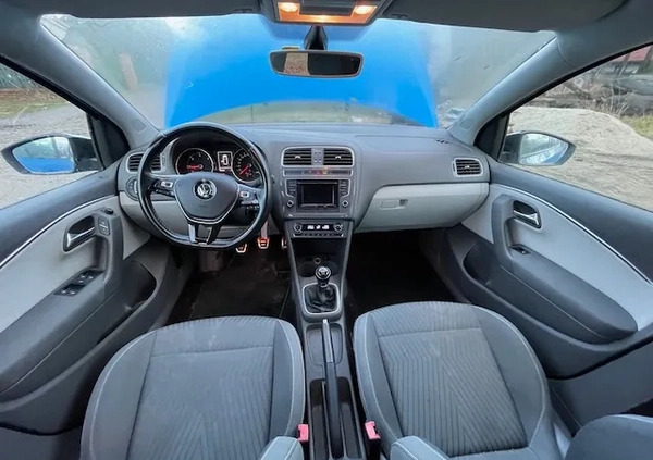 Volkswagen Polo cena 14900 przebieg: 159000, rok produkcji 2014 z Piaseczno małe 154